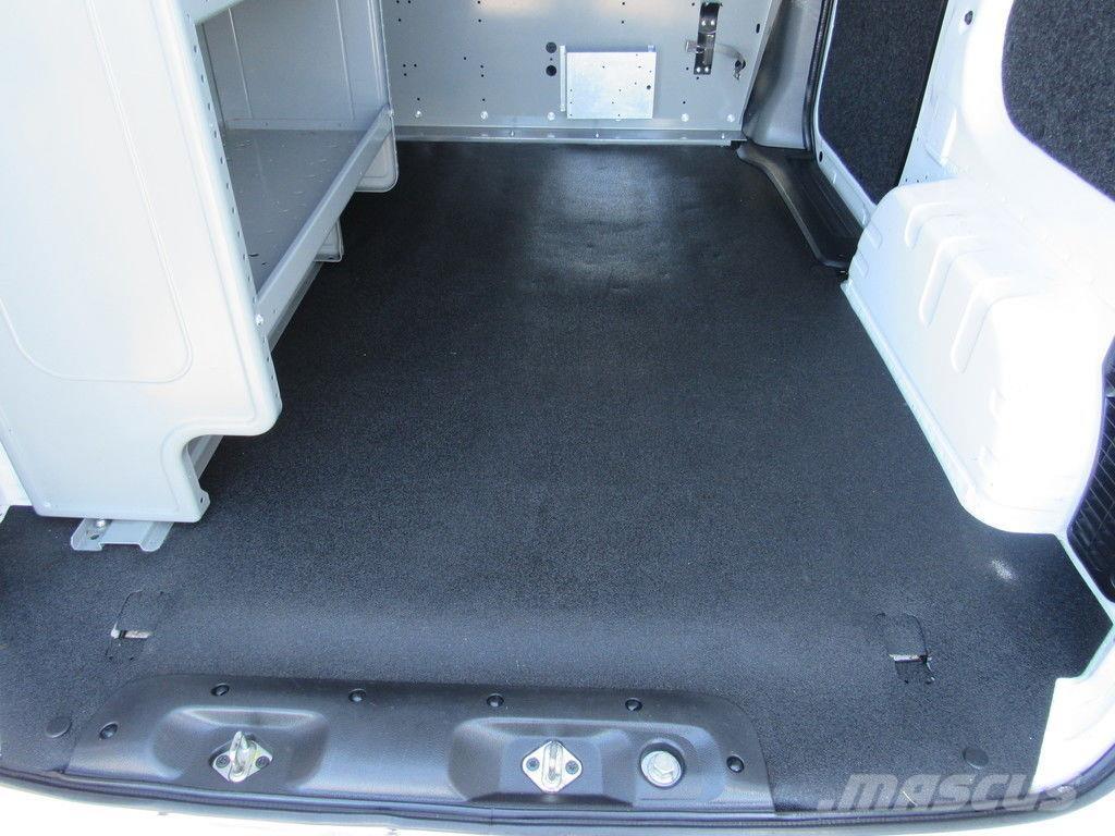 Nissan NV200 Furgone chiuso