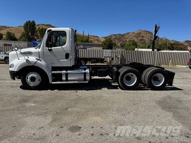Freightliner M 112 Autocabinati