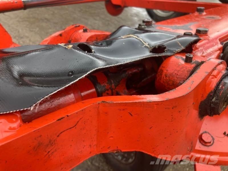 Kuhn GF 8702 T Ranghinatori
