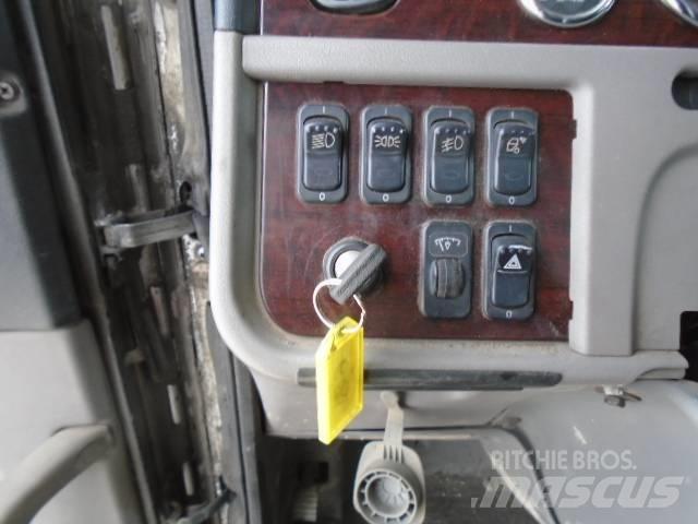 Peterbilt 388 Motrici e Trattori Stradali