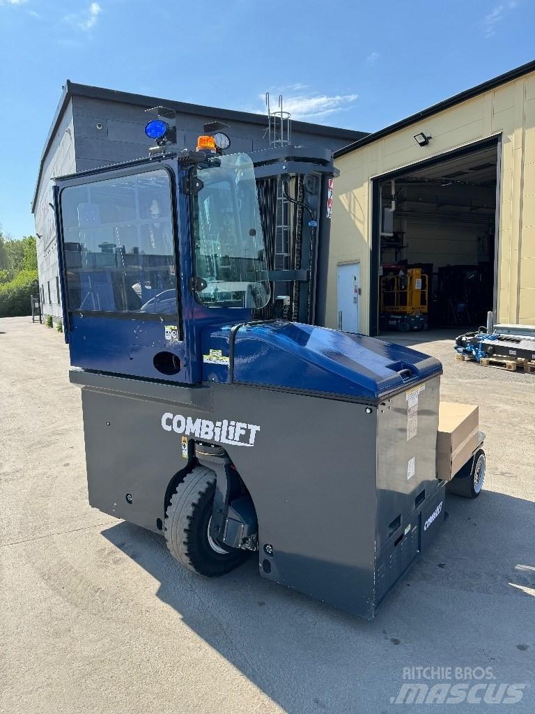 Combilift C4000ET Carrello elevatore retrattile a 4 vie