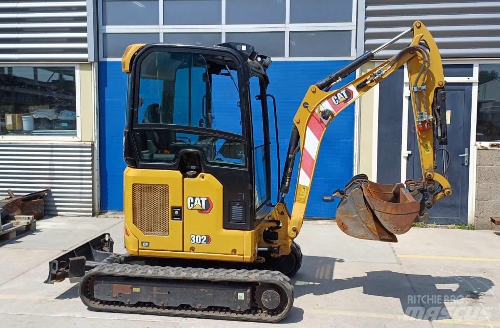 CAT 302 Miniescavatori