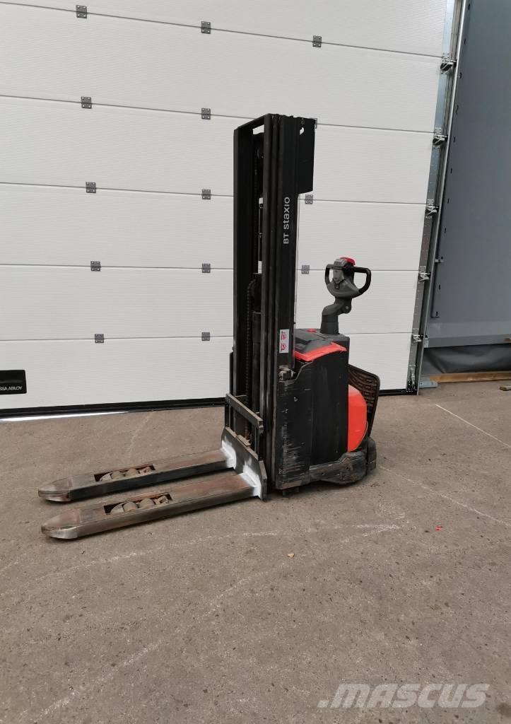 Toyota SWE120L Transpallet uomo a terra