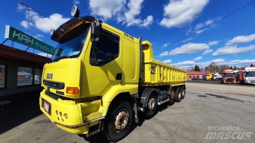 Sisu E11 Camion ribaltabili
