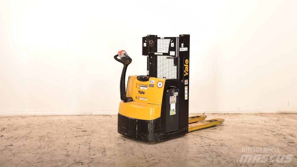 Yale MS 14 AC Transpallet uomo a terra
