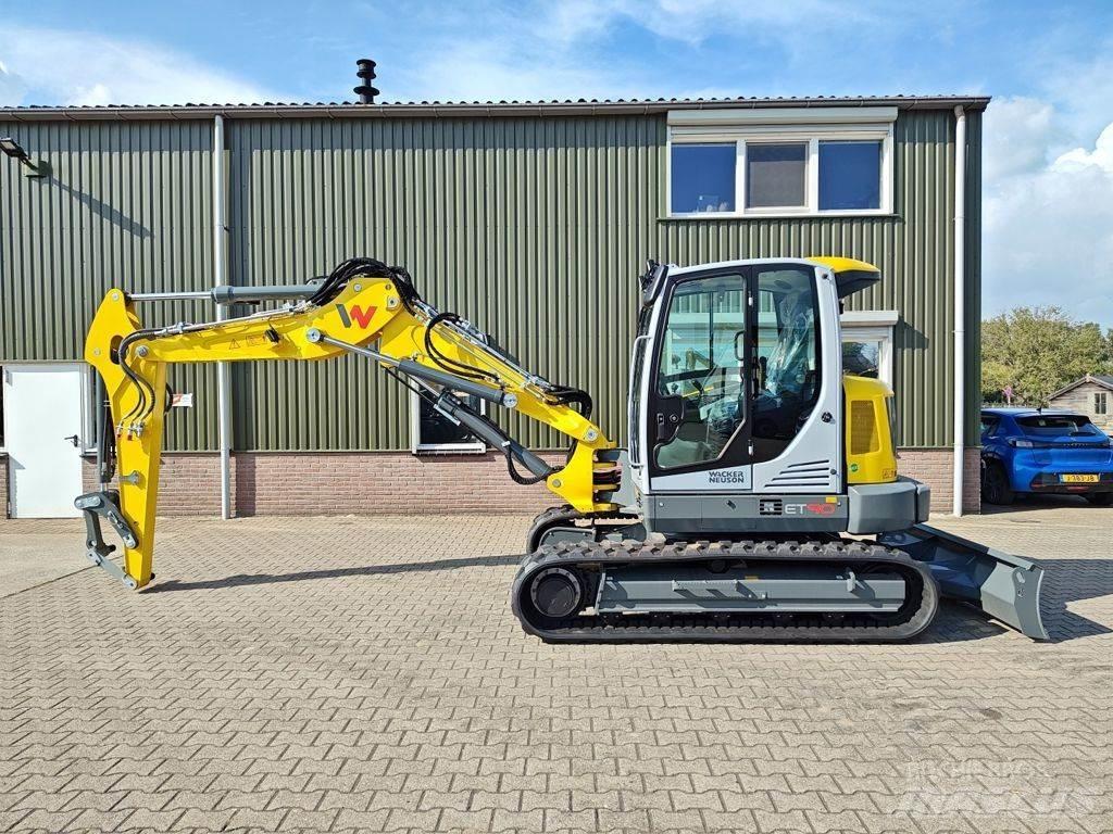 Wacker Neuson ET90 Escavatori gommati