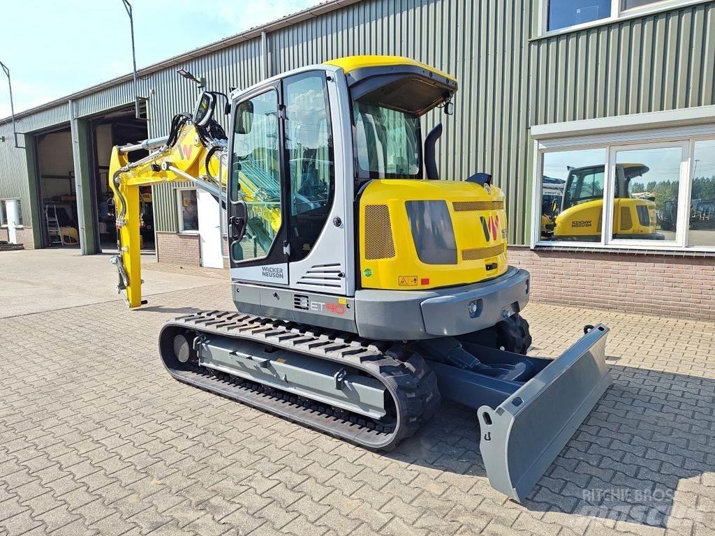 Wacker Neuson ET90 Escavatori gommati
