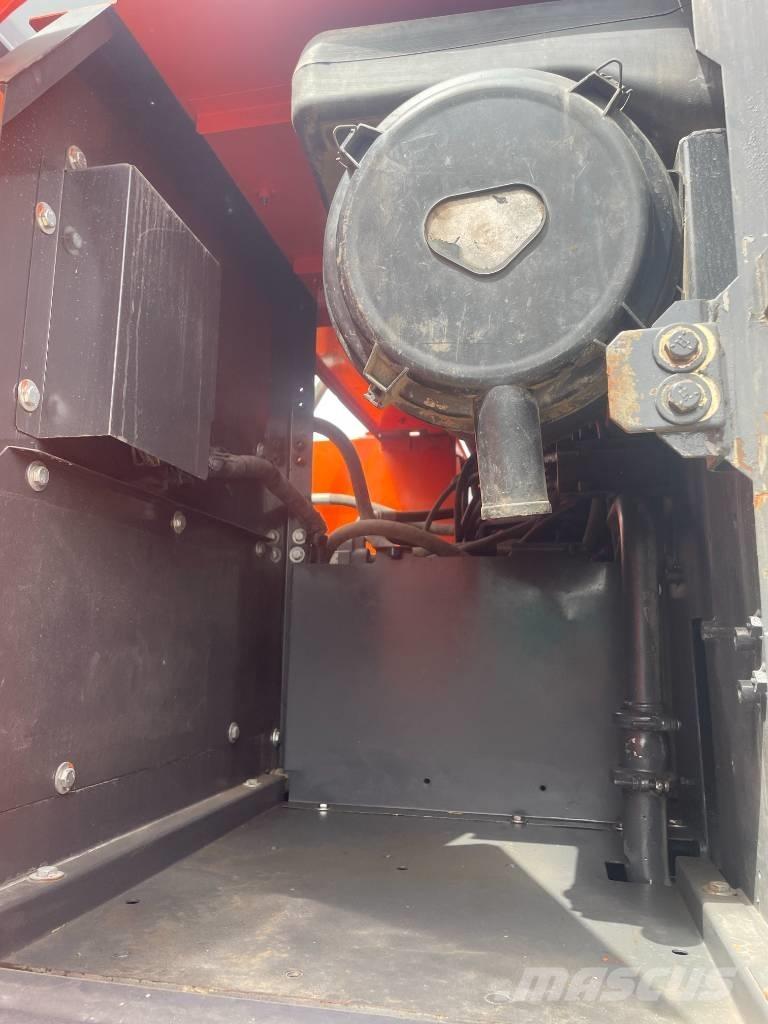 Hitachi ZX 240 Escavatori cingolati