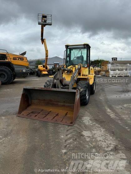 Volvo L 30 B Pale gommate