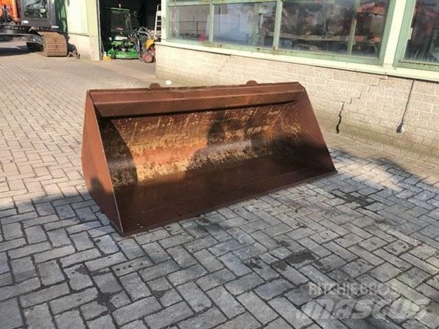 Manitou Bak Benne