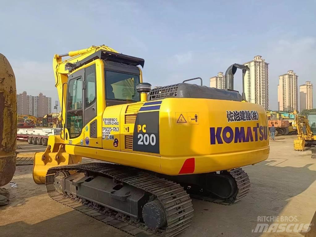 Komatsu pc200-8 Escavatori cingolati
