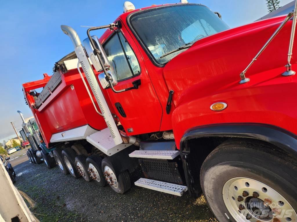 Freightliner 114SD Camion ribaltabili