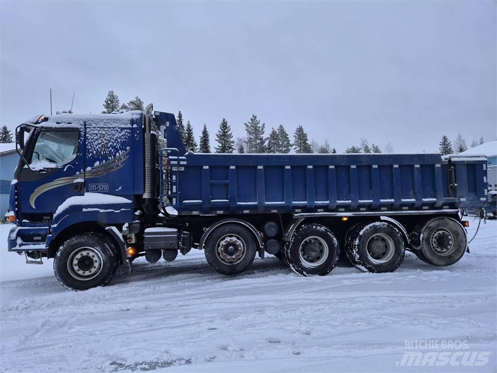 Sisu E12M 480 10X4 Trasportatore per veicoli