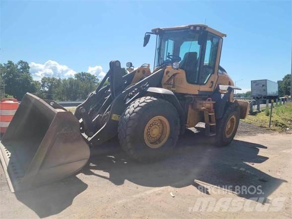 Volvo L70H Pale gommate