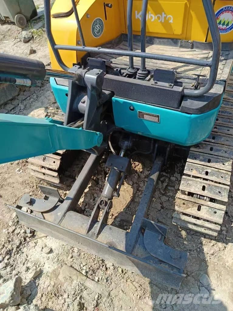 Kubota U17 Miniescavatori
