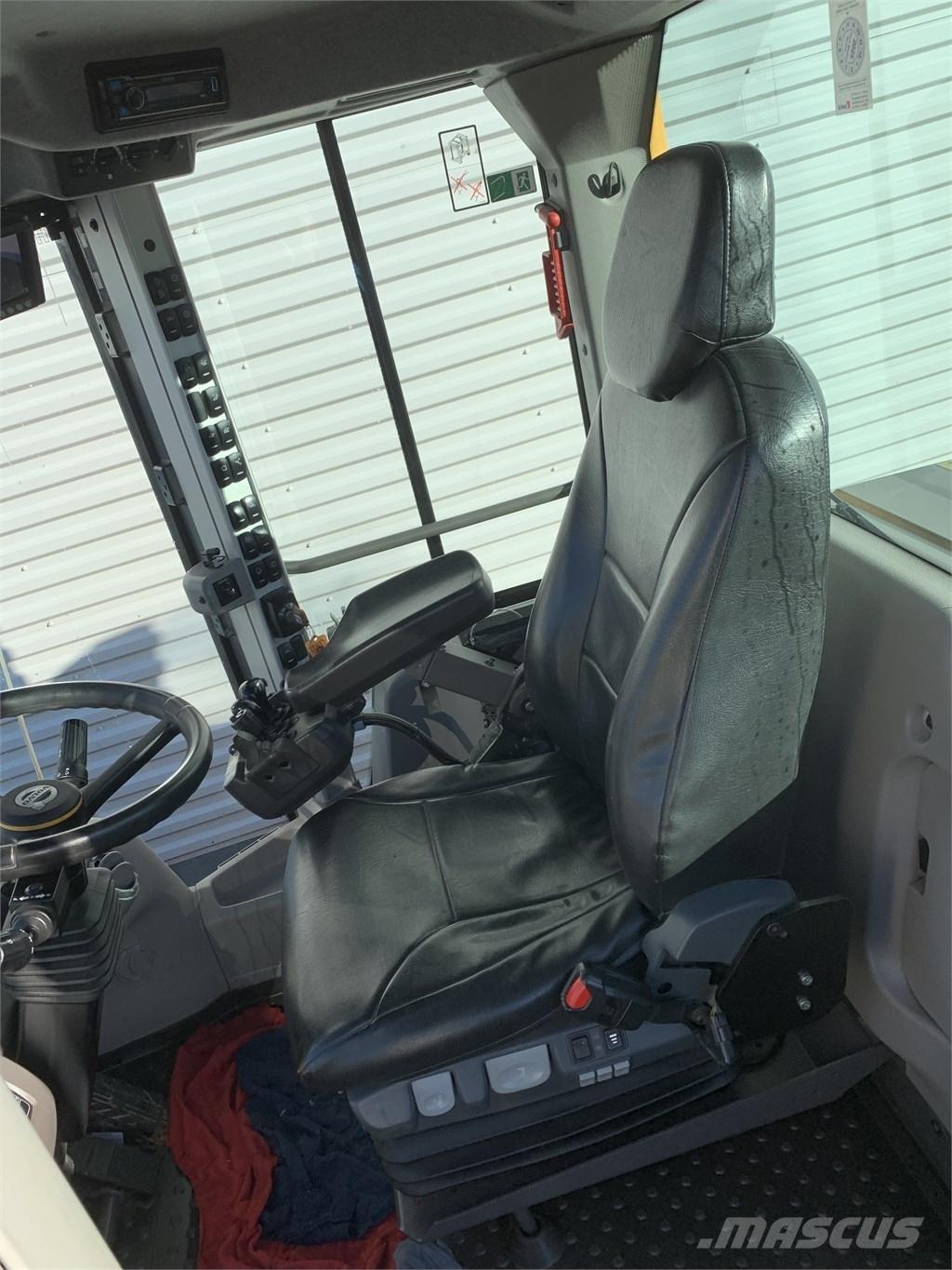 Volvo L90H Pale gommate
