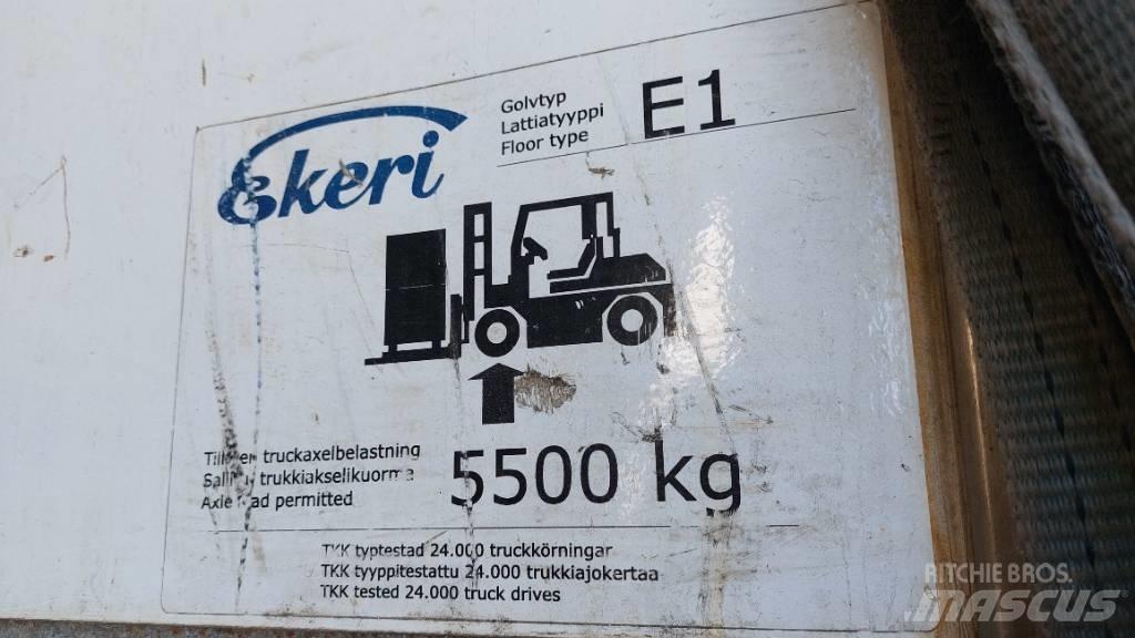 Ekeri T3-A Semirimorchi a cassone chiuso