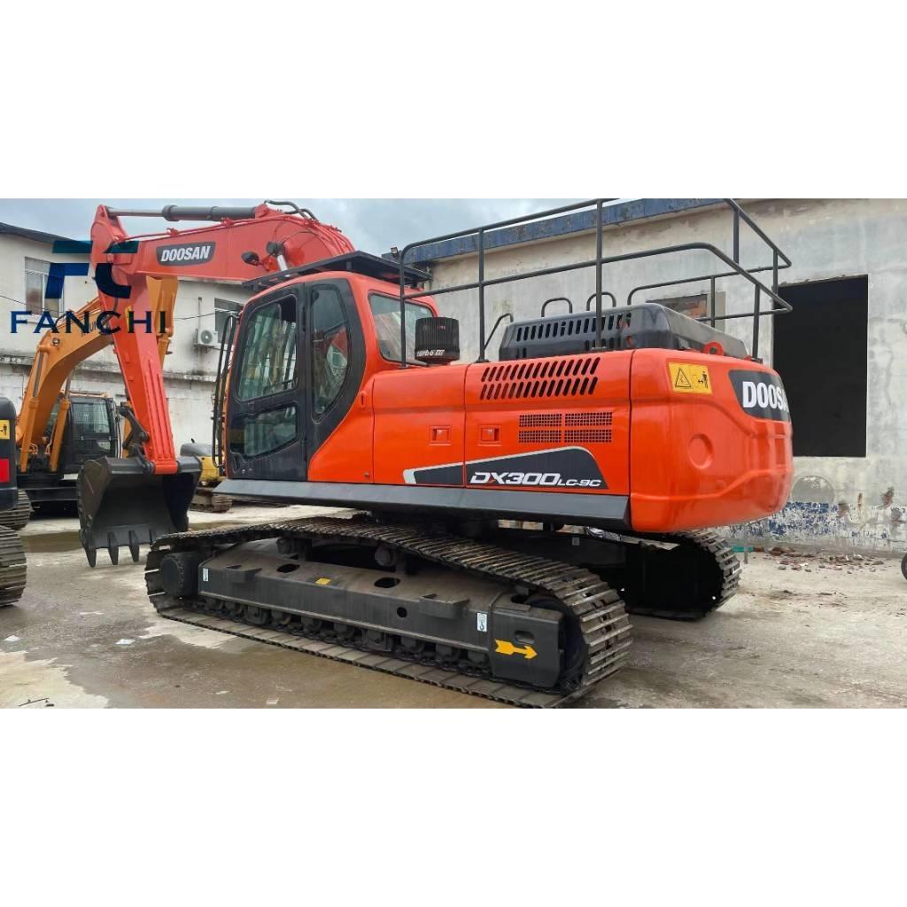 Doosan DX 300 LC LR Escavatori cingolati