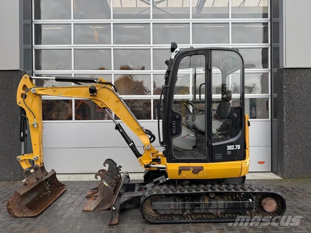CAT 302.7D CR Miniescavatori