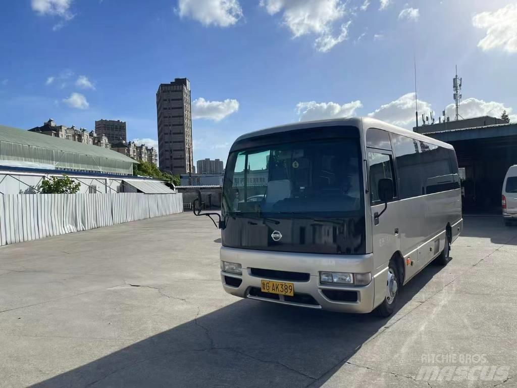 Nissan Civilian Autobus interurbani