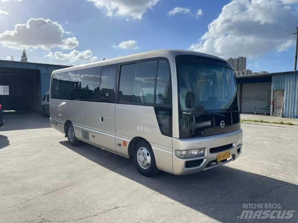 Nissan Civilian Autobus interurbani