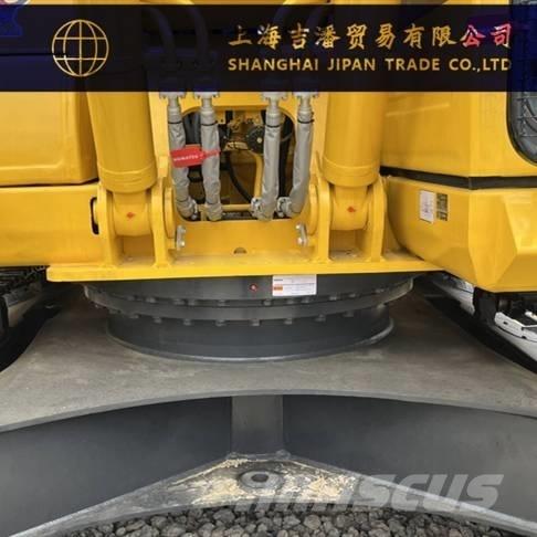 Komatsu PC 220 Escavatori cingolati
