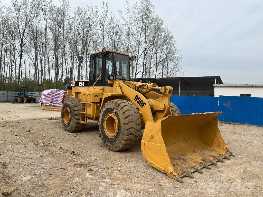CAT 950GC Pale gommate