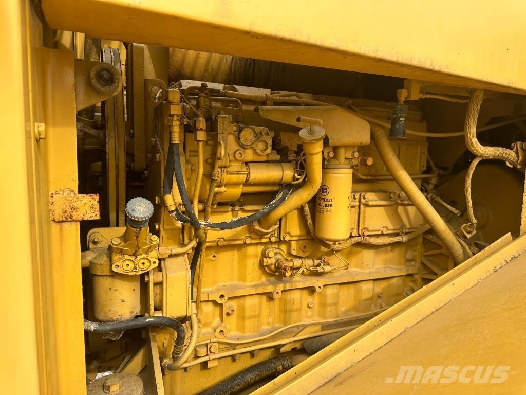 CAT 950GC Pale gommate