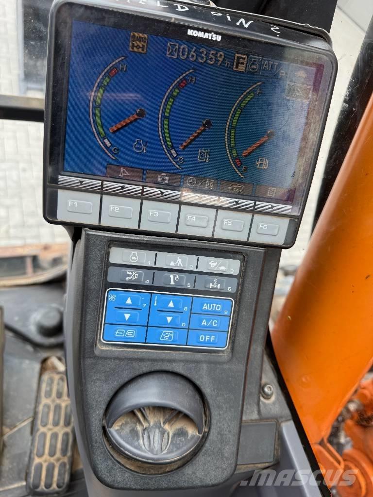 Komatsu PW 148-8 Escavatori gommati