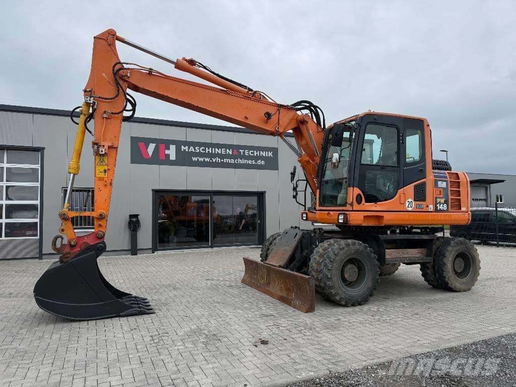 Komatsu PW 148-8 Escavatori gommati