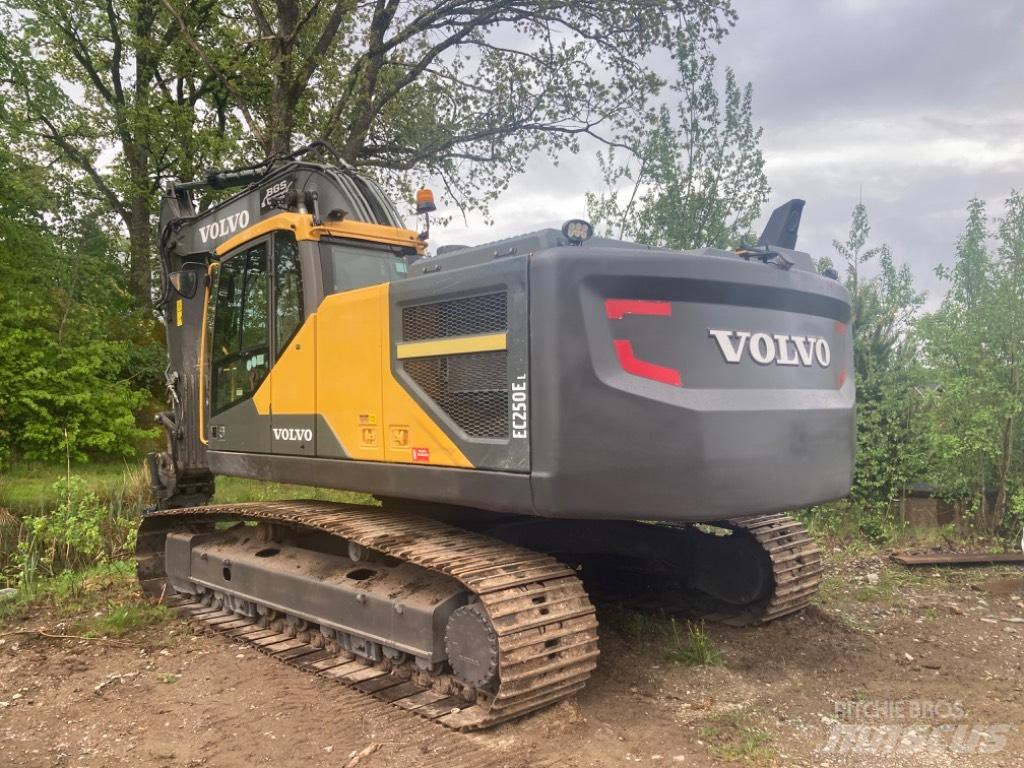 Volvo EC 250 EL Escavatori cingolati