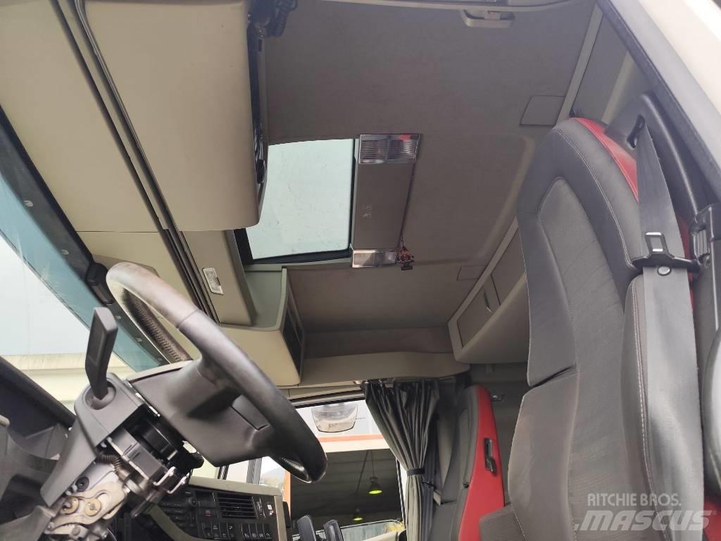 Volvo FH 13 540 Autocarro pianale / argano