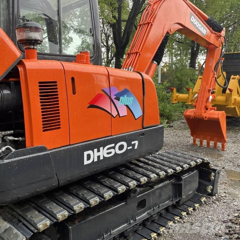 Doosan DH 60 Miniescavatori