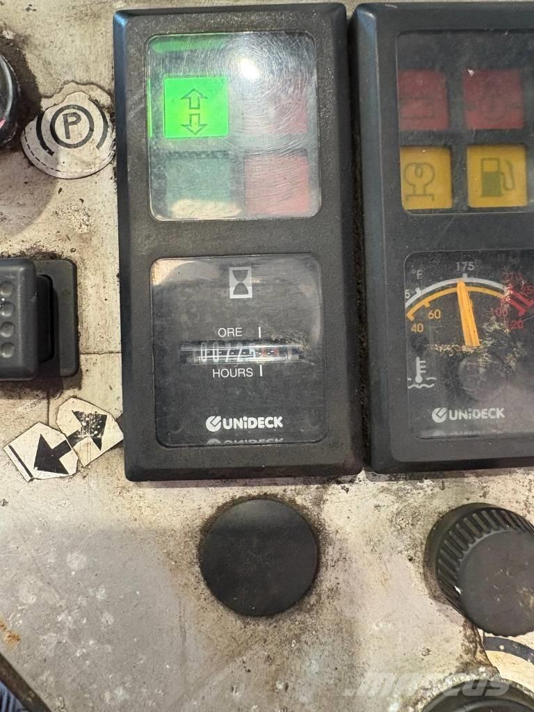 Combilift C 8000 Carrello elevatore retrattile a 4 vie