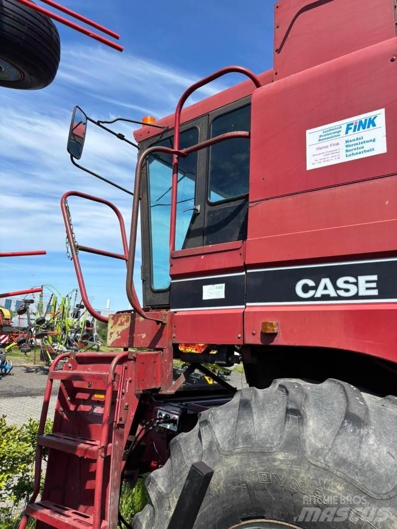 Case IH 1680 Axial Mietitrebbiatrici