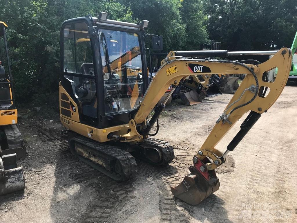 CAT 301.7 D Miniescavatori