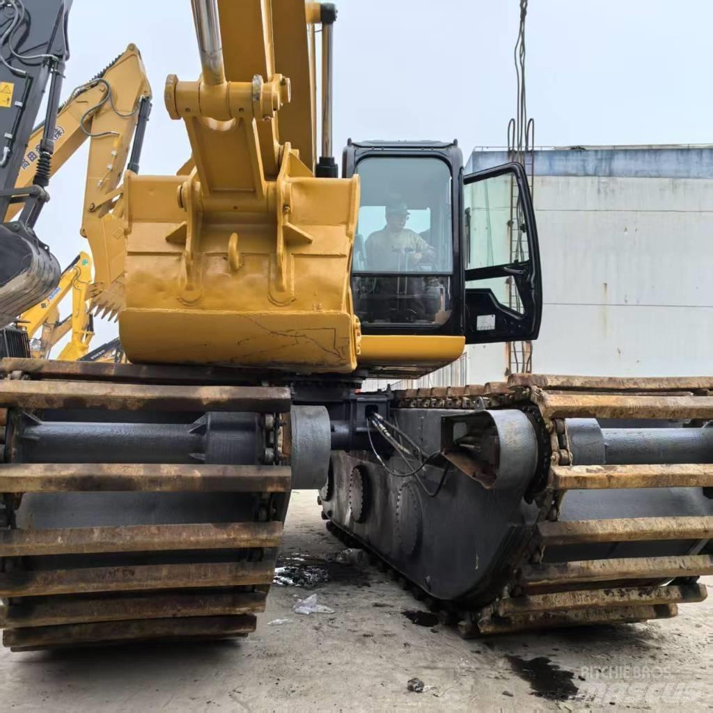 CAT 320 D Escavatori anfibi