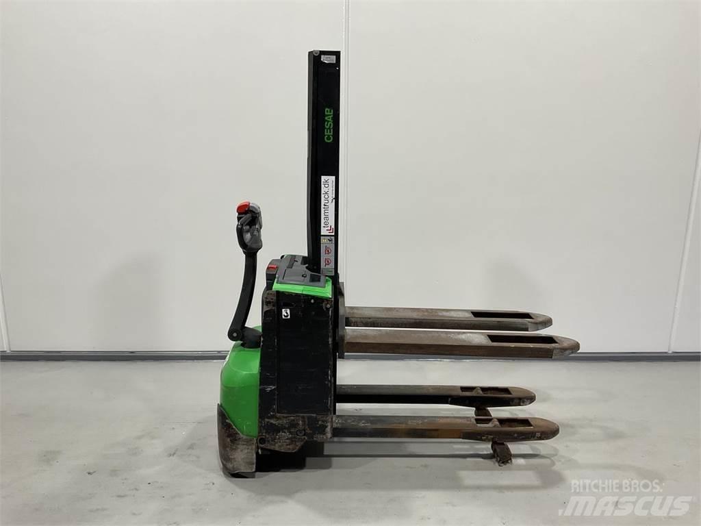 Cesab S208L Carelli stoccatori  automatici-usati
