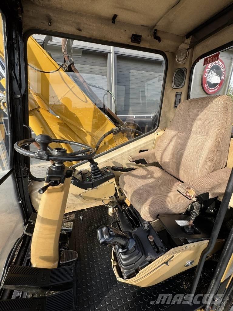 CAT M 315 Escavatori gommati