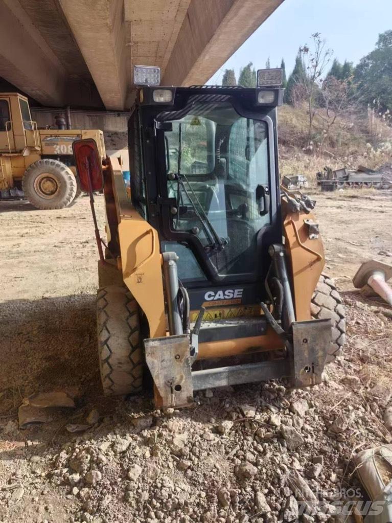 CASE SR200 Mini Pale Gommate