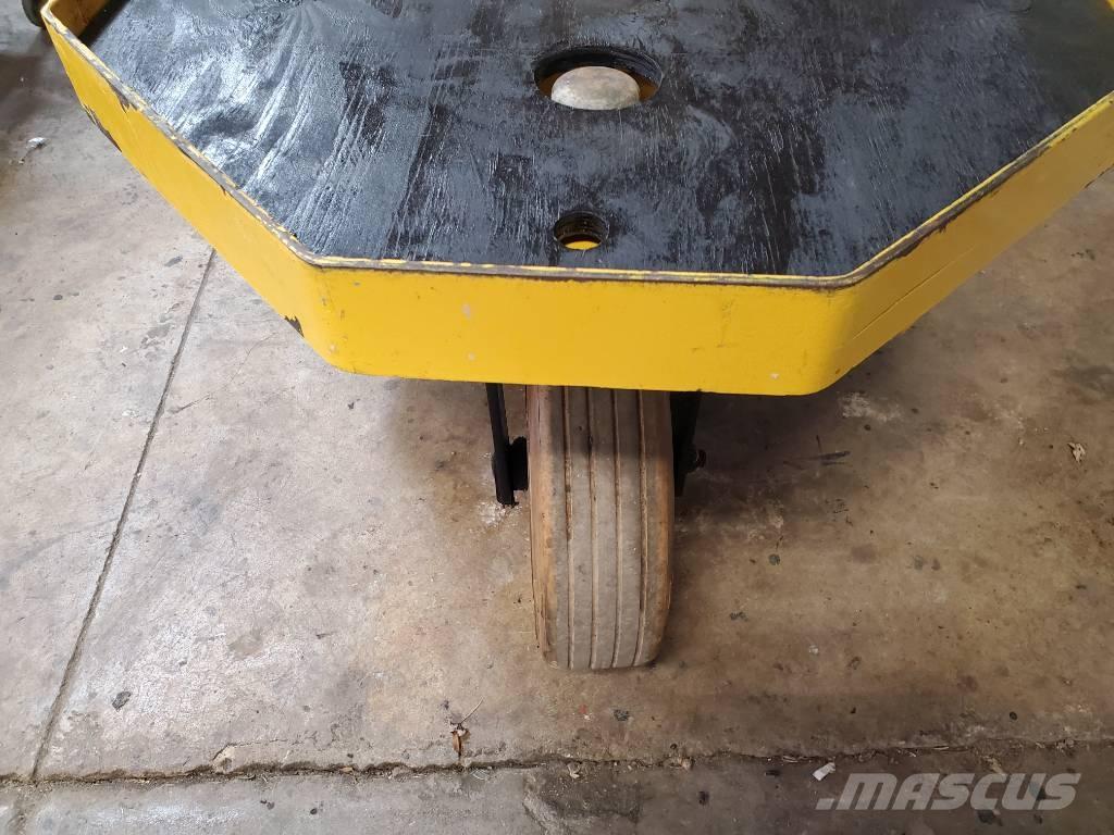 Taylor-Dunn SC090 Motrice