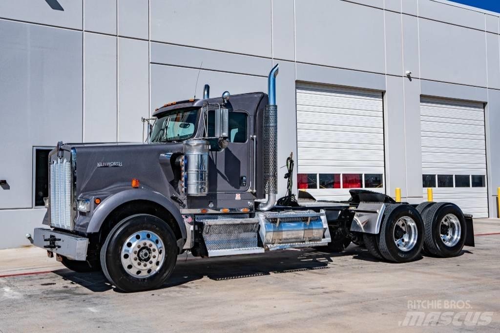 Kenworth W 900 Motrici e Trattori Stradali