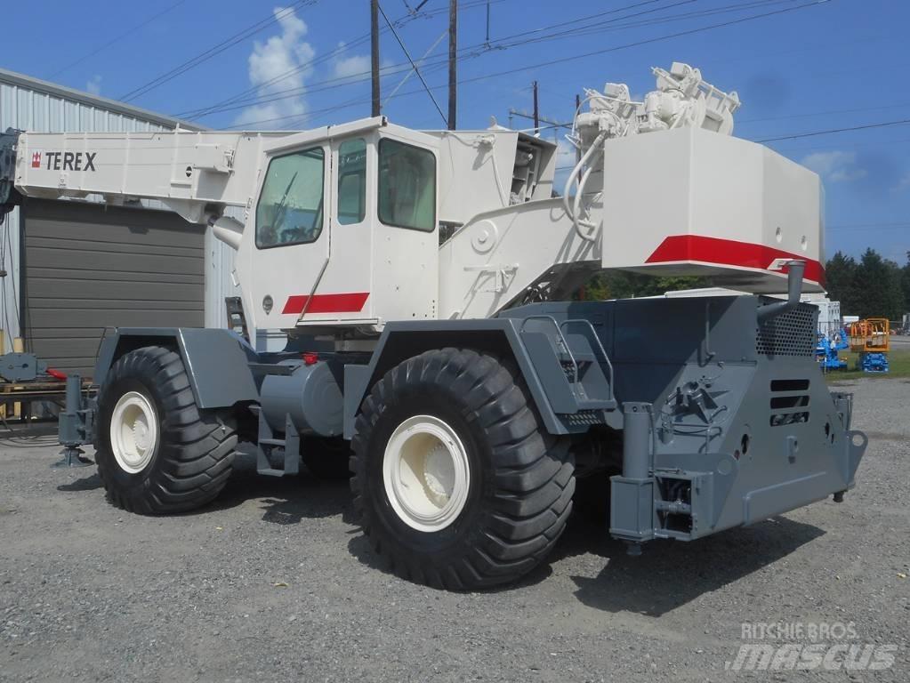 Terex RT 450 Gru per terreni difficili