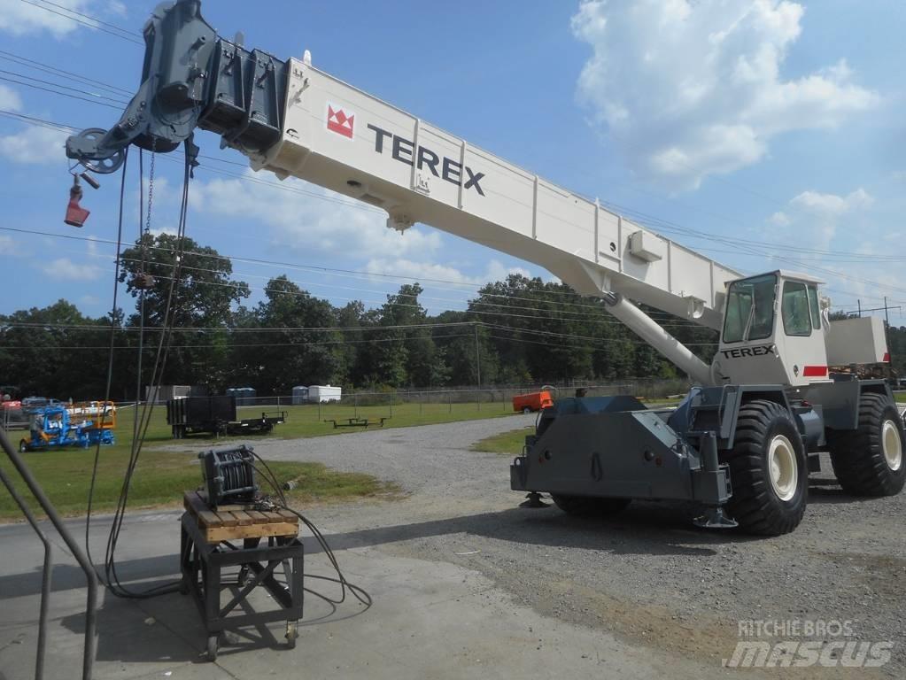Terex RT 450 Gru per terreni difficili