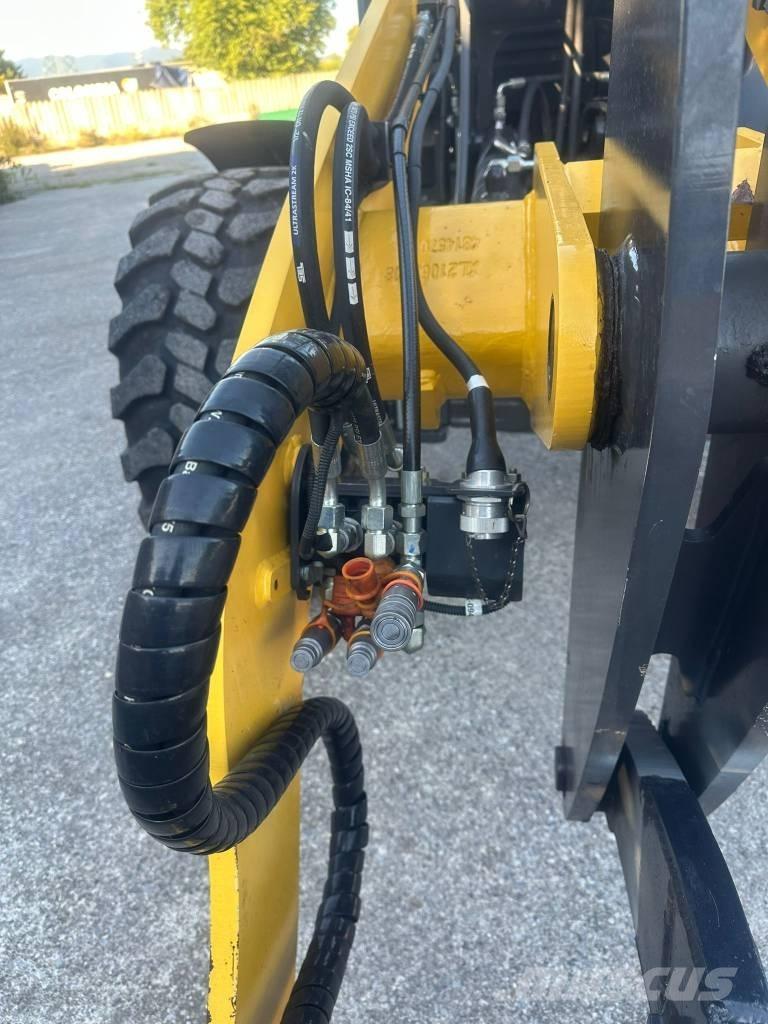 New Holland W 80 C Pale gommate