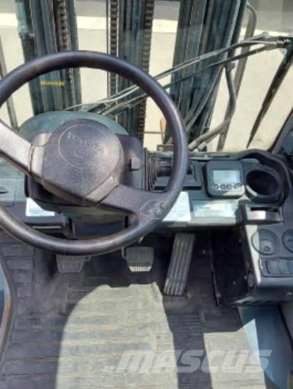 Toyota 02-8 FDF 25 Carrelli elevatori diesel
