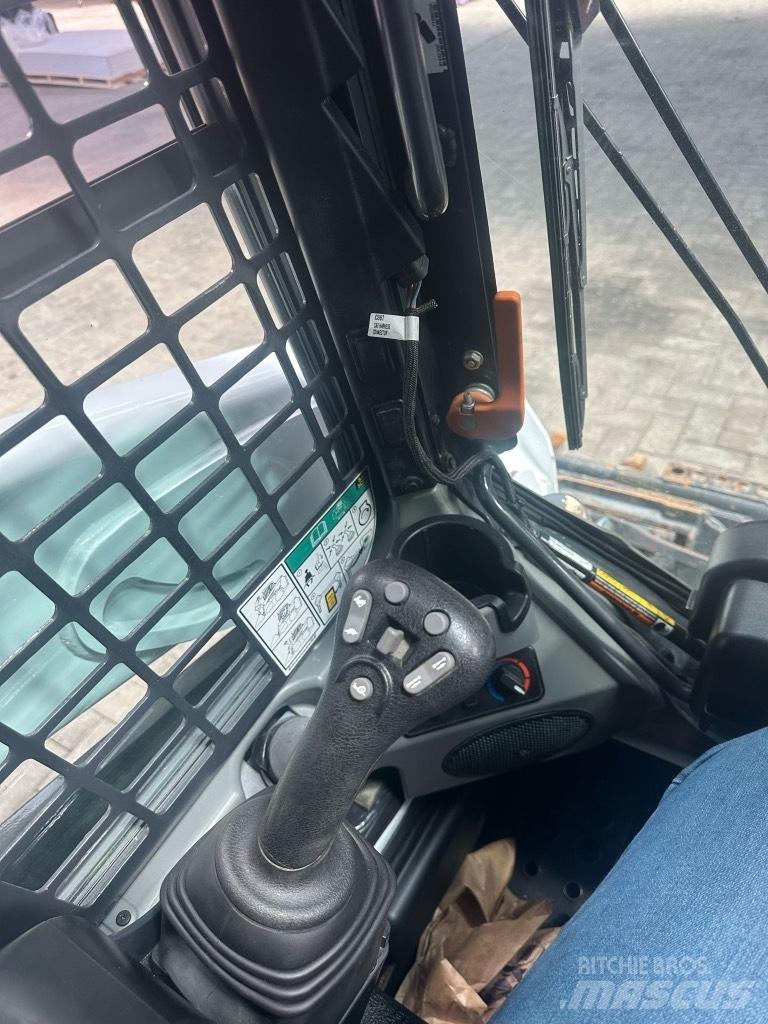 Bobcat T 590 Mini Pale Gommate
