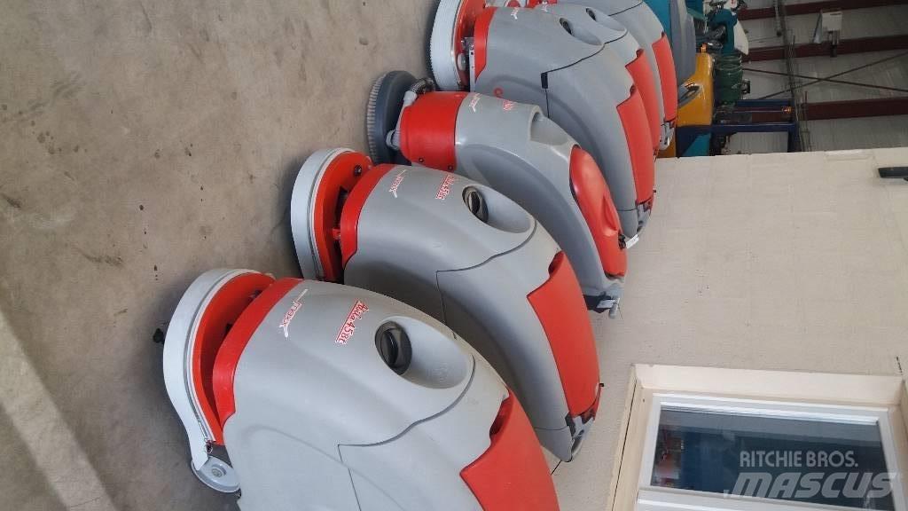 Autolaveuse Comac Spazzatrici