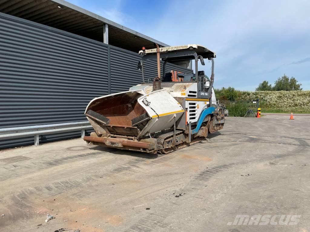 Vögele SUPER 1900-2 Finitrici