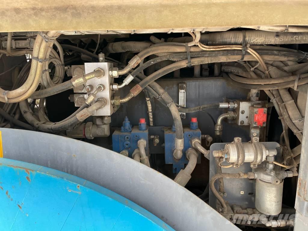 Vögele SUPER 1900-2 Finitrici